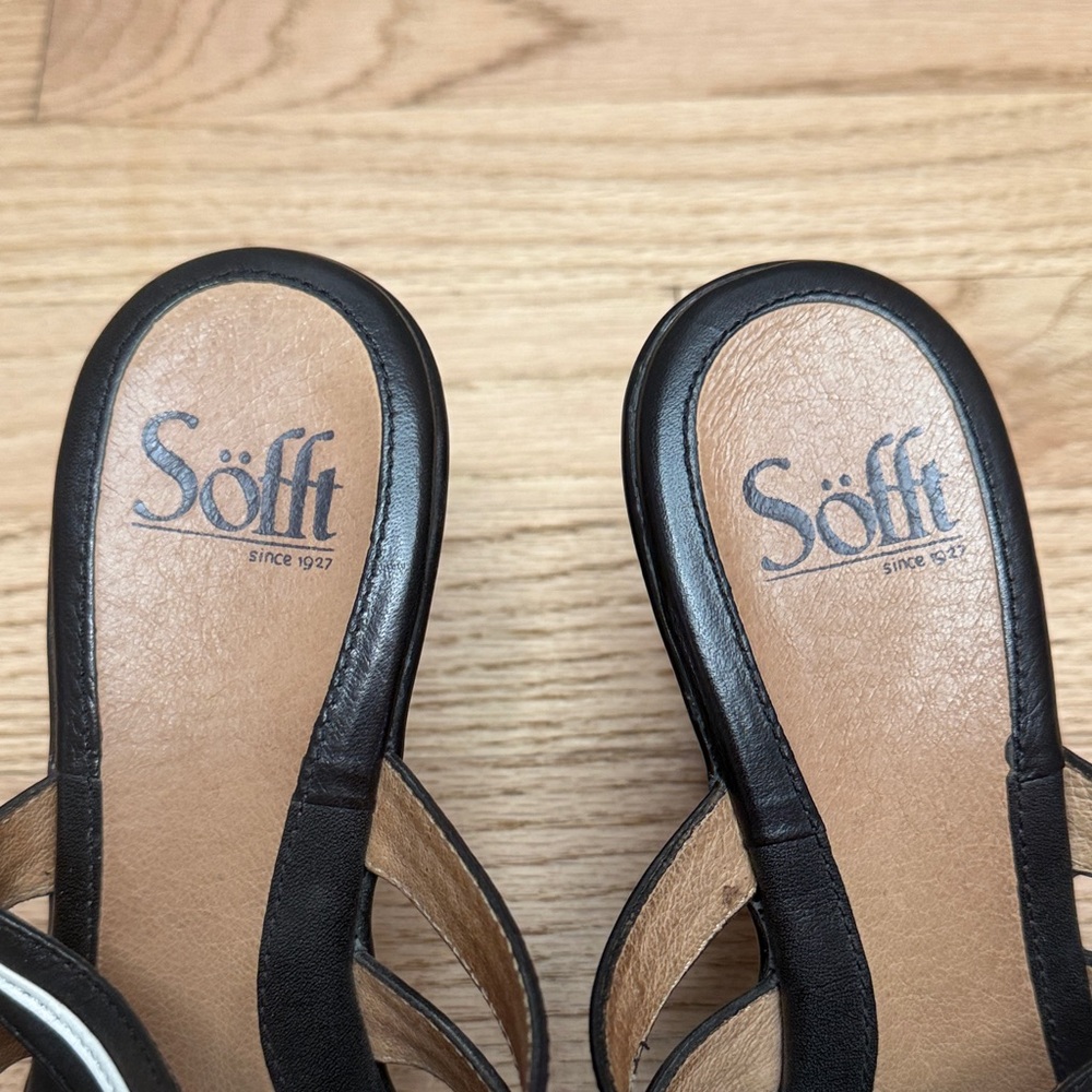 Women's Black and White Heeled Sandals - Picture 2 of 7